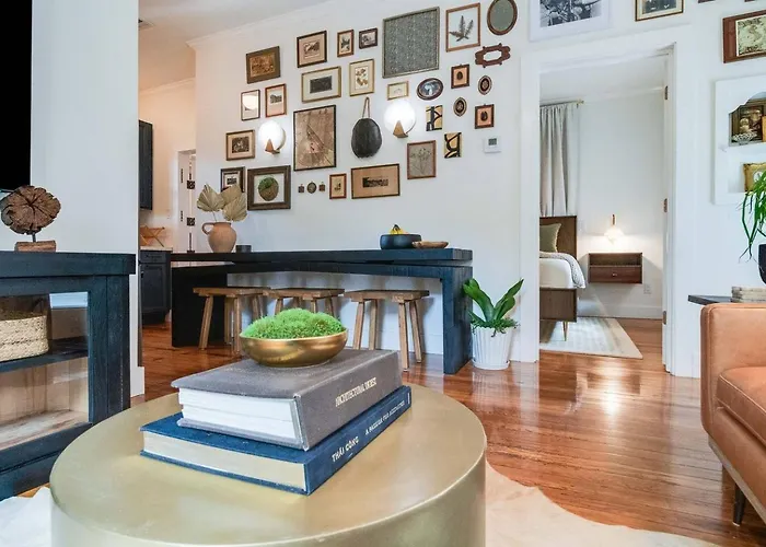 Gabriel Cottage- New, Luxury, Design, Solitude *
